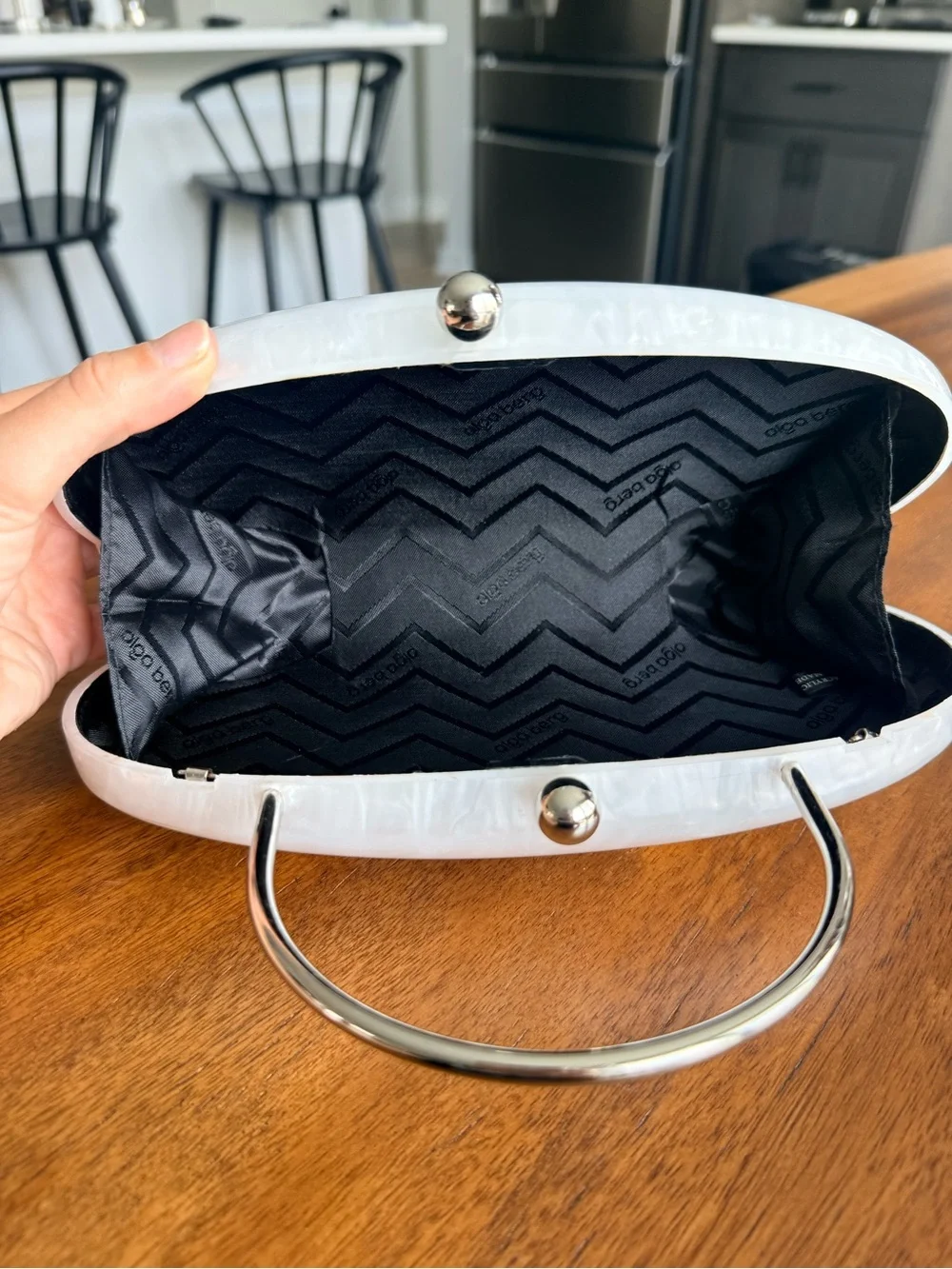Olga Berg Imelda top handle bag in white